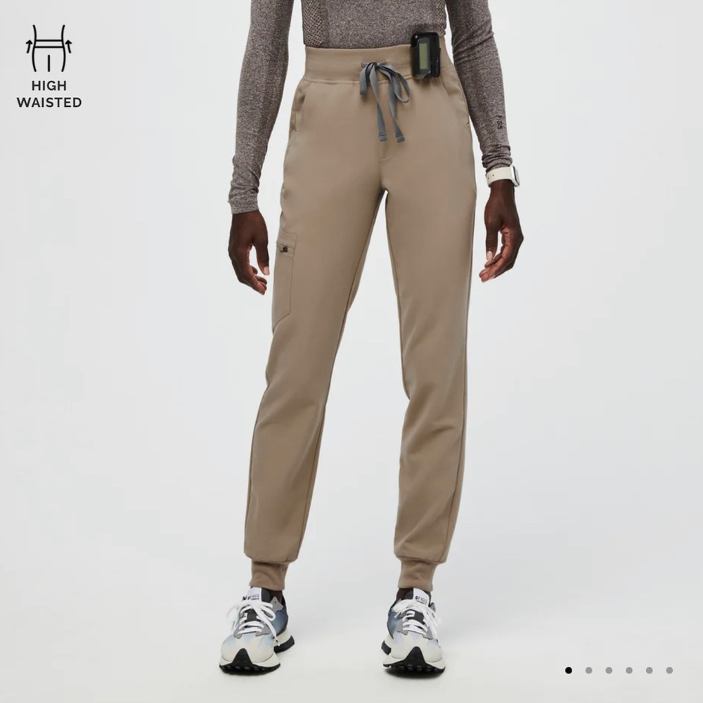 Figs Latte Zamora high waist jogger